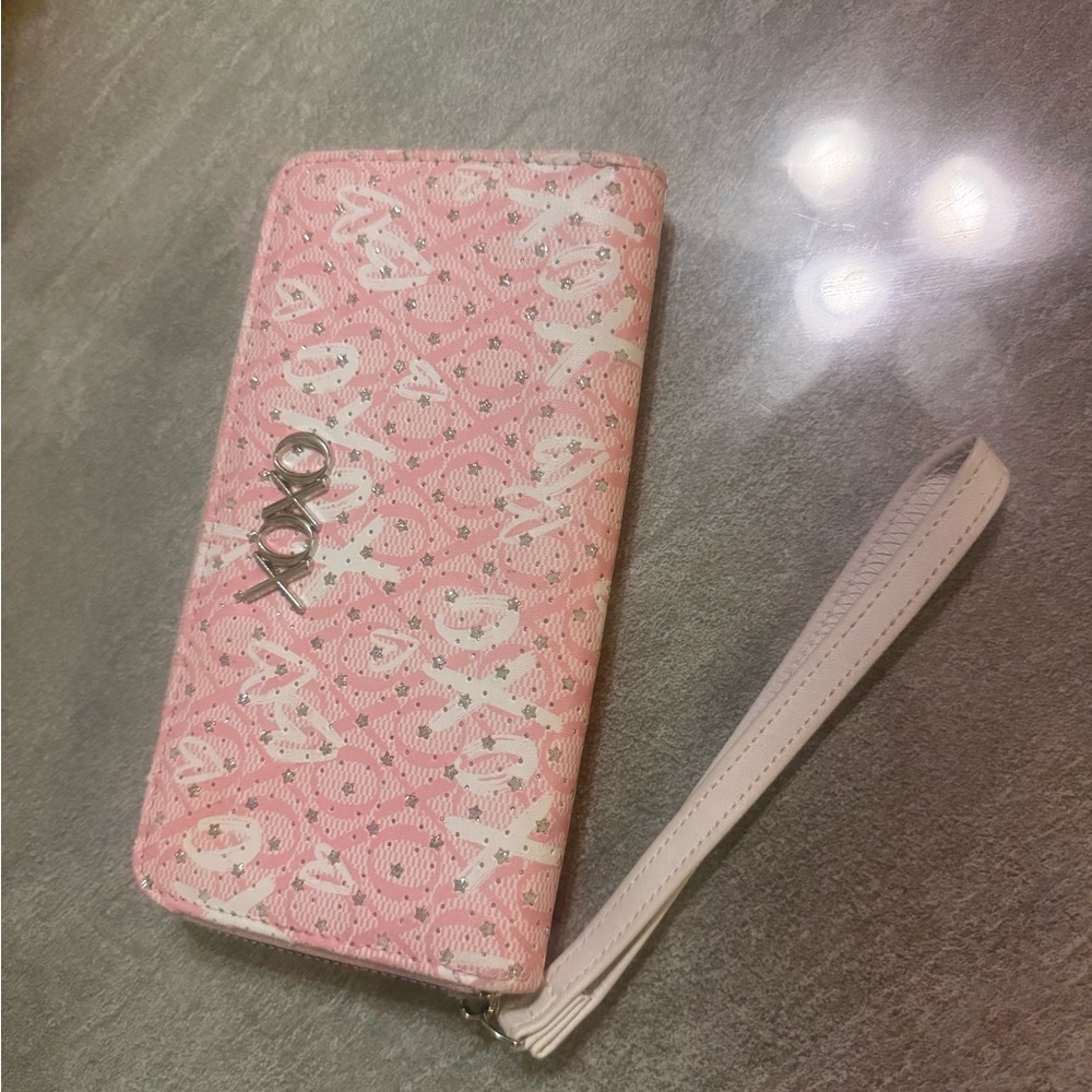 XOXO Pink Printed Wristlet Wallet with Silver Logo